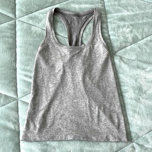 grey size 4 lululemon swiftly tech race length